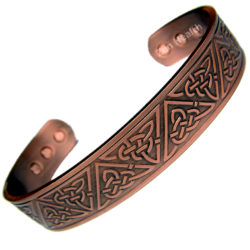 Magnetic Copper Bracelet With Pentagram Design  - Medium Size